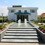 La Costiera 4*