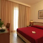 La Costiera Hotel