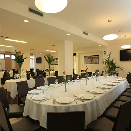 La Costiera Hotel