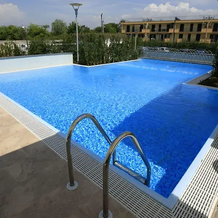 La Costiera Hotel