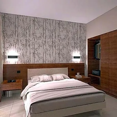La Costiera Hotel