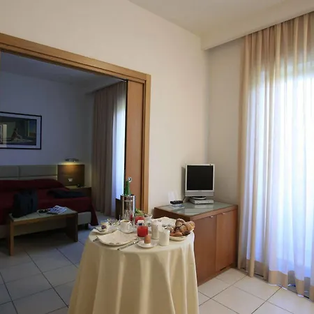 Hotel La Costiera 4*